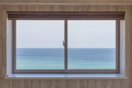 窓の向こうは、さながら〈海景〉