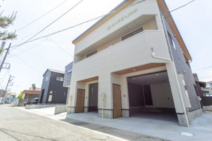 ［新築］キャンプ、サーフィン、サイクリング…趣味に振り切るガレージハウス